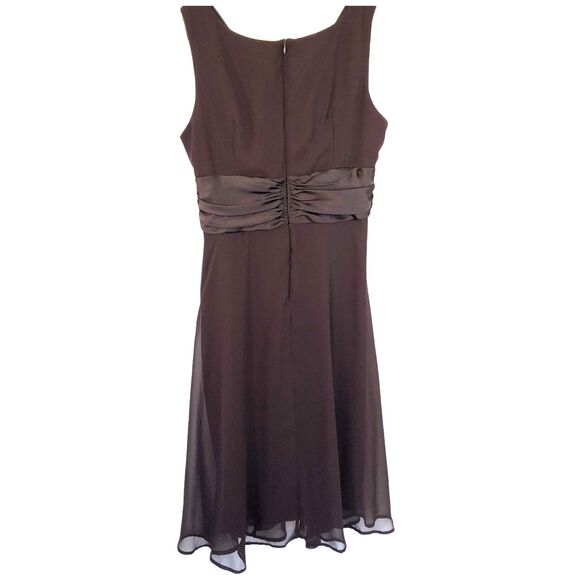 Connected Apparel Brown V-Neck Satin Ruched A-Line Cocktail Dress Size 14 - Picture 4 of 12